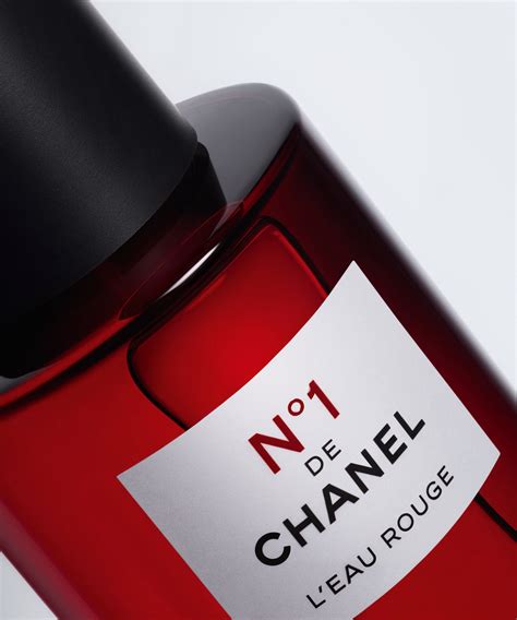 chanel water bottle glass|no 1 chanel l'eau rouge.